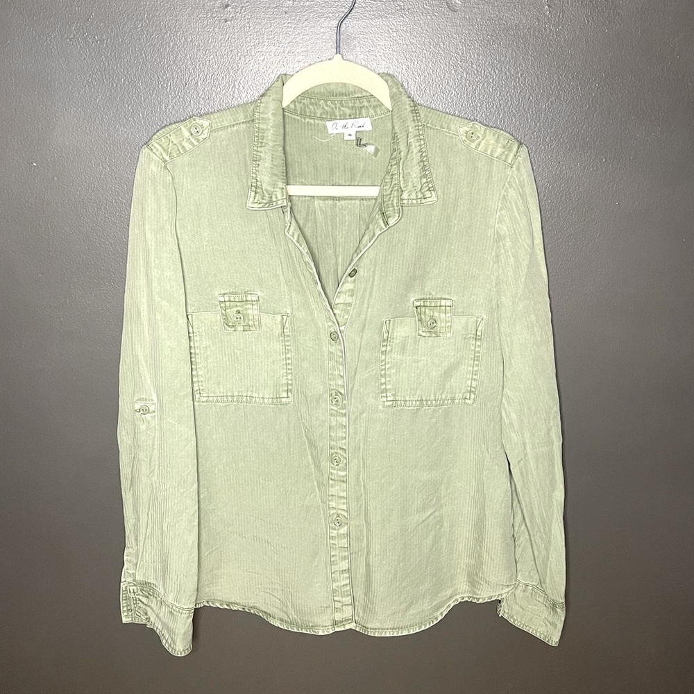 ON THE ROAD TENCEL BUTTON DOWN